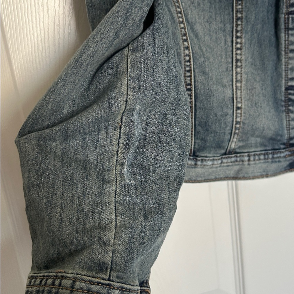 Maurices Blue Denim Jacket size 0/0X/12/L - Picture 8 of 10